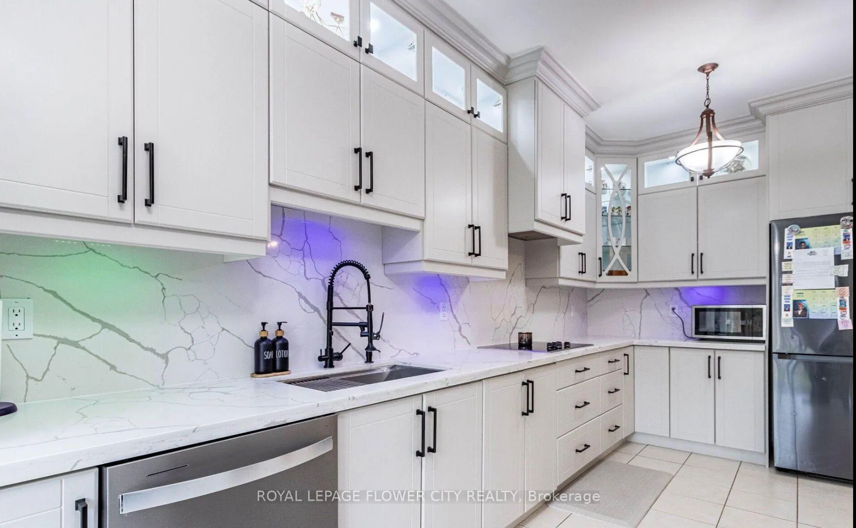 Photo 4 of 24 Mellowood Avenue, Brampton, Bram East — HOMEH