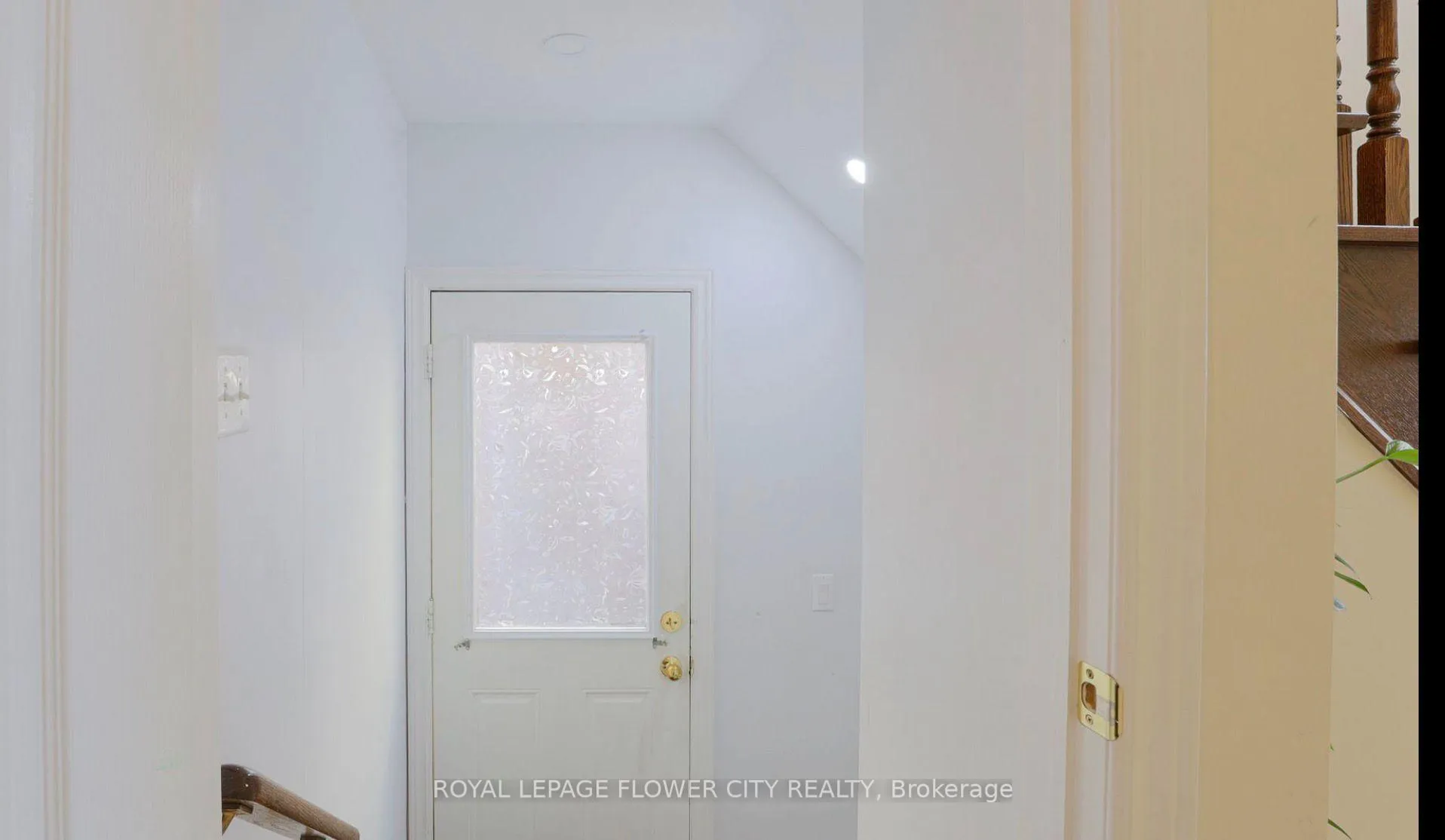 Photo 11 of 24 Mellowood Avenue, Brampton, Bram East — HOMEH