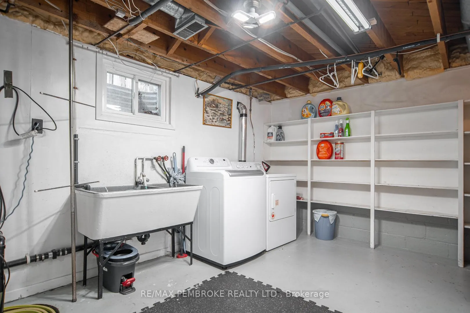 Photo 31 of 412 Alfred Street, Pembroke — HOMEH