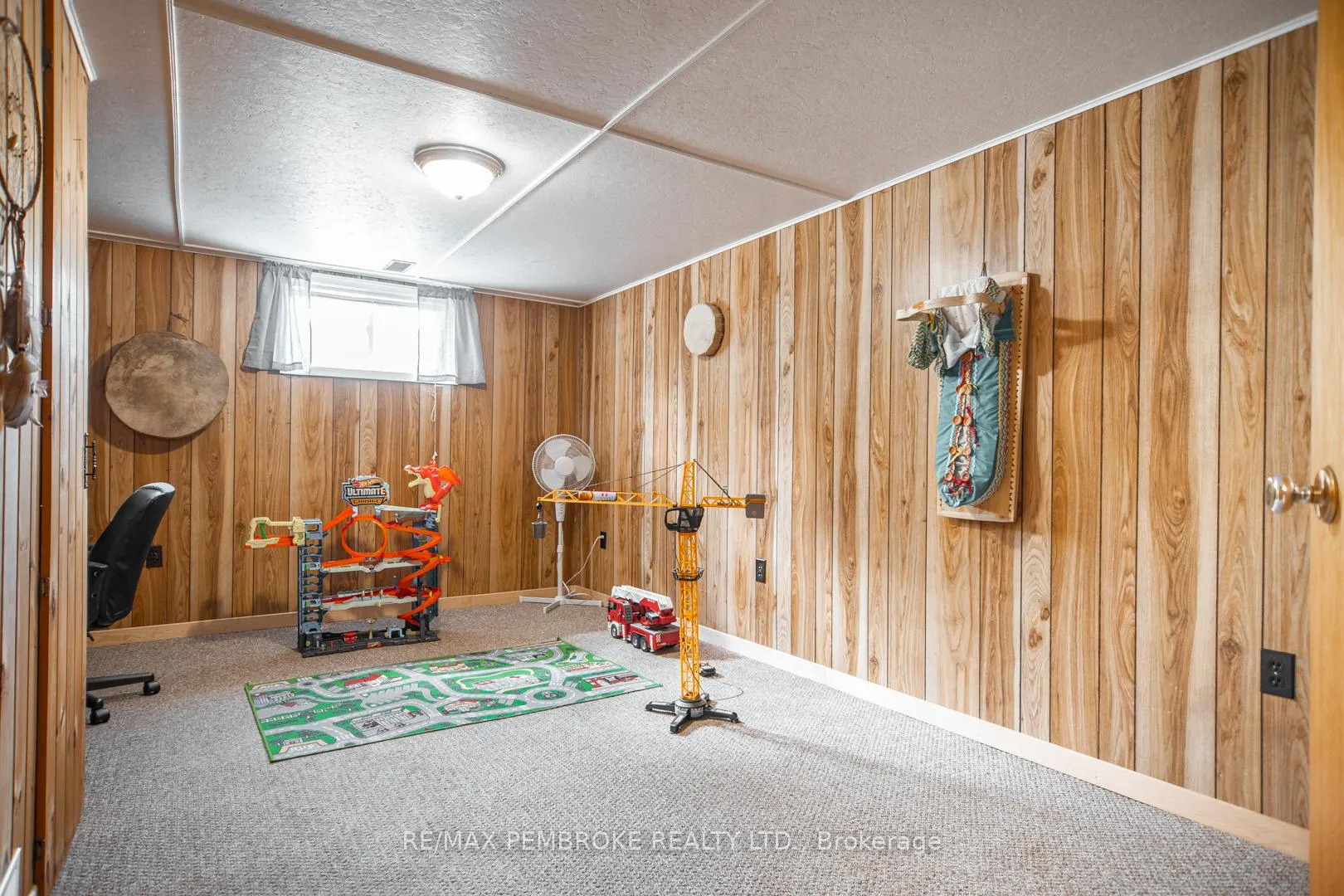 Photo 34 of 412 Alfred Street, Pembroke — HOMEH