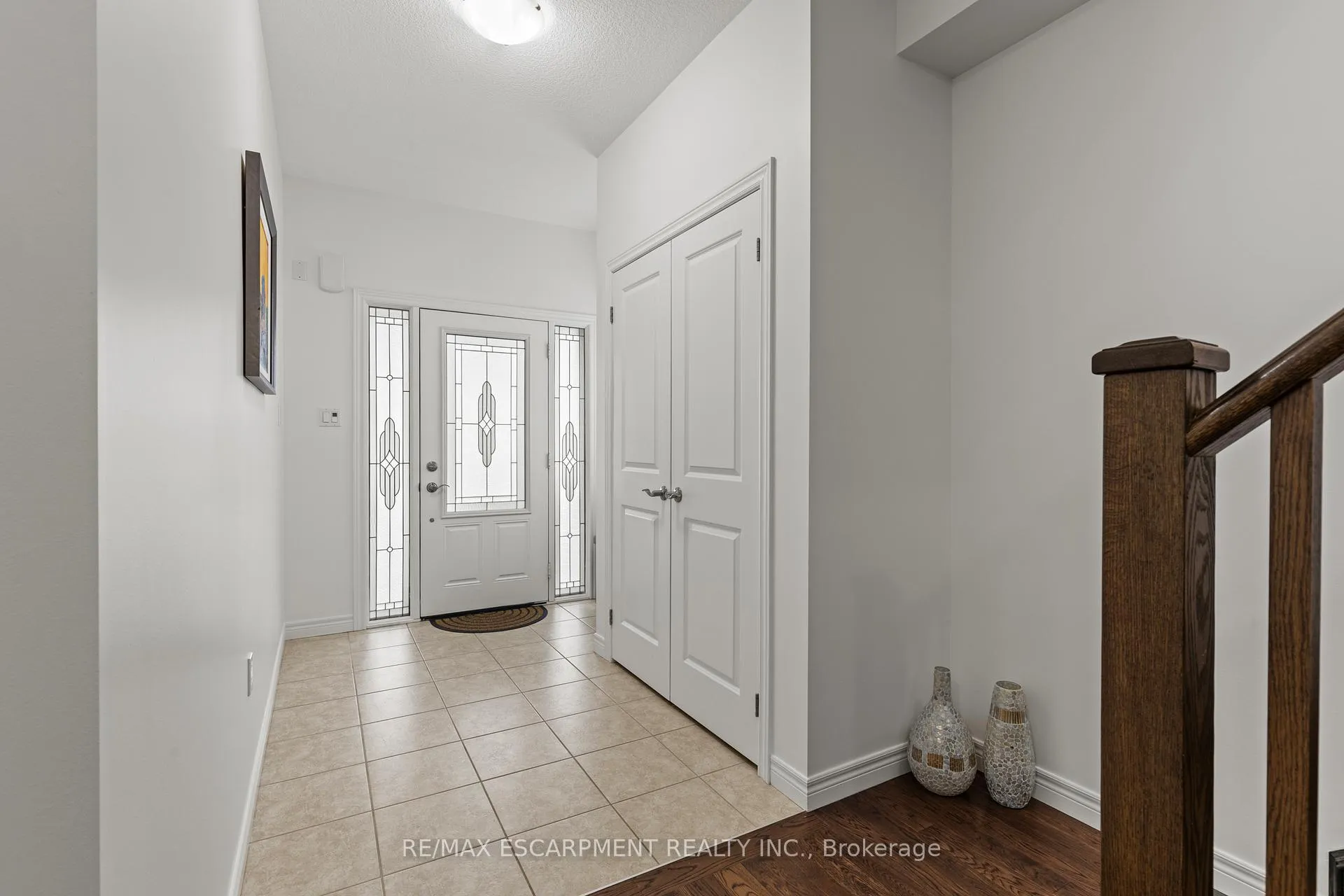 Photo 6 of 65 Winslow Way, Hamilton, Stoney Creek Mountain — HOMEH