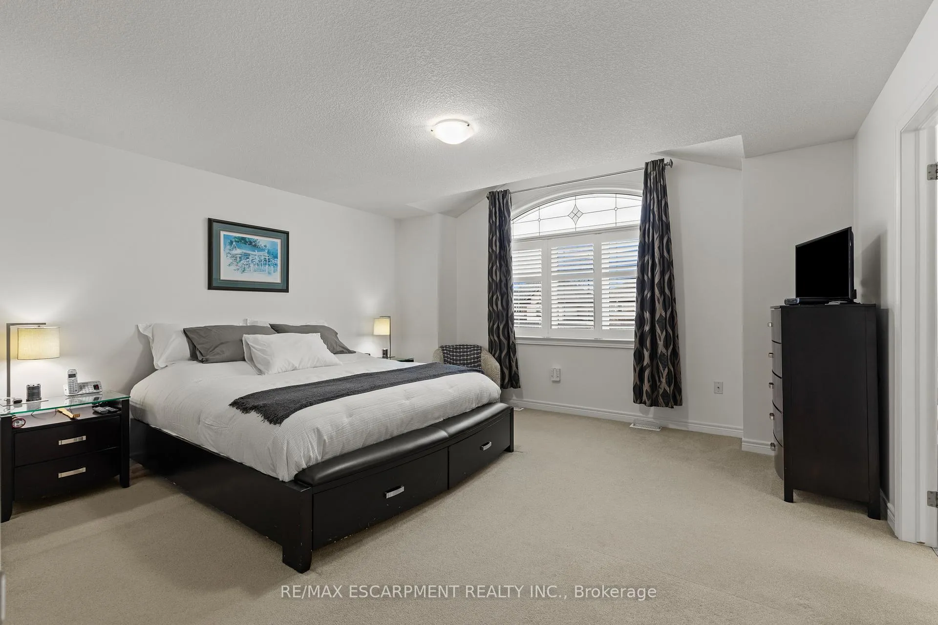 Photo 17 of 65 Winslow Way, Hamilton, Stoney Creek Mountain — HOMEH