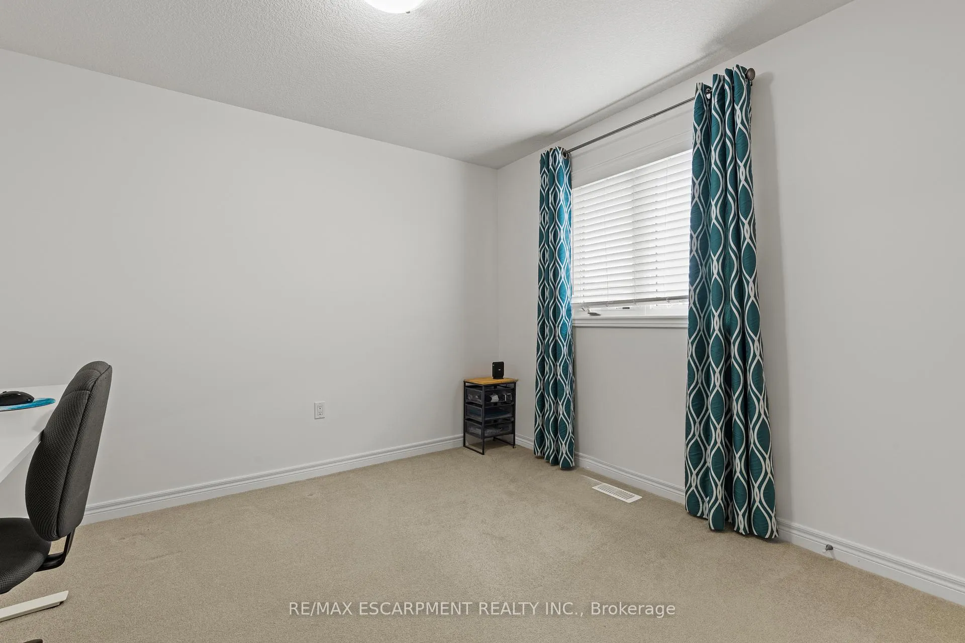 Photo 22 of 65 Winslow Way, Hamilton, Stoney Creek Mountain — HOMEH