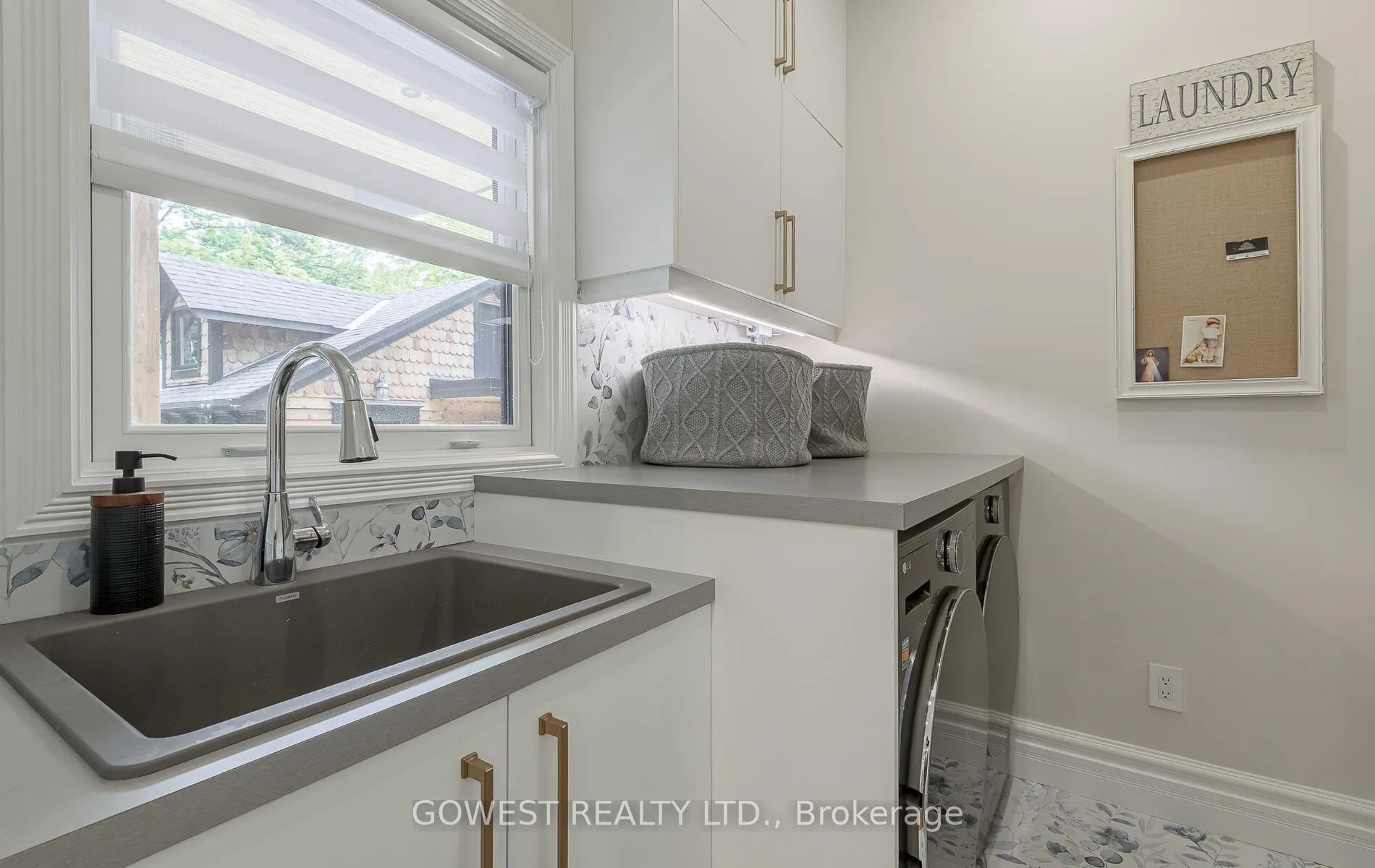 Photo 21 of 376 Chartwell Road, Oakville, Old Oakville — HOMEH