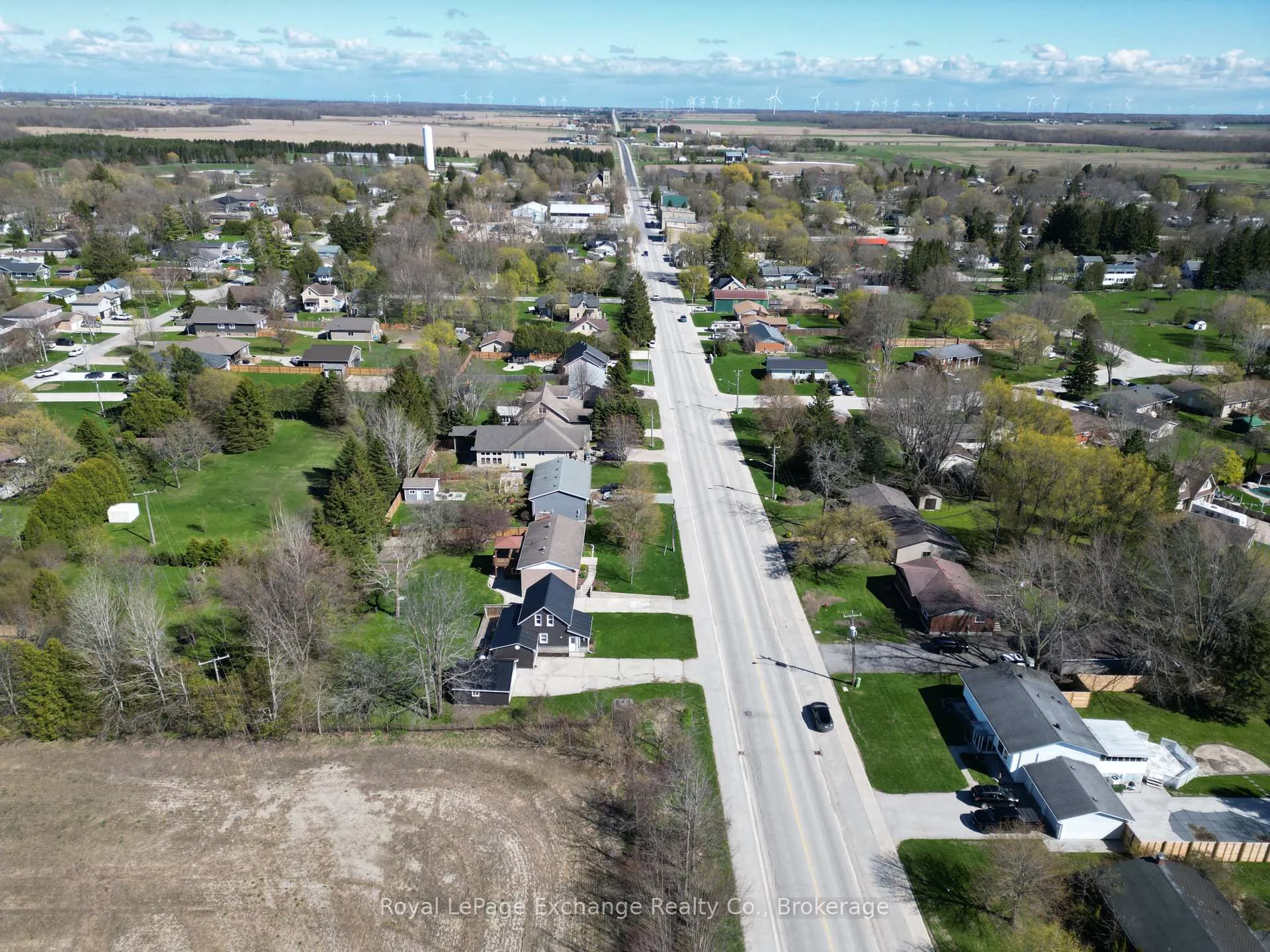 Photo 21 of 19 Main Street, Kincardine — HOMEH