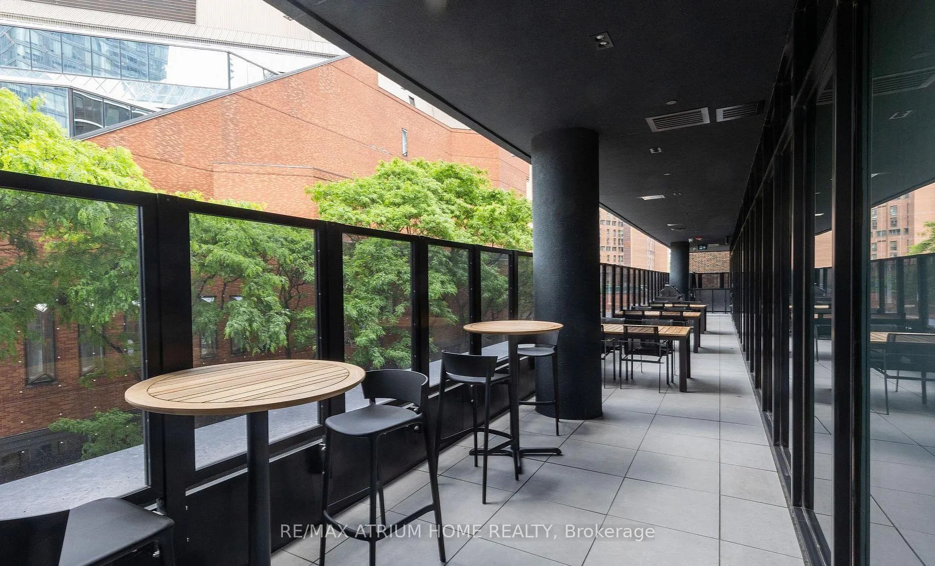 Photo 5 of Unit 1107, 771 Yonge Street, Toronto, Rosedale-Moore Park — HOMEH