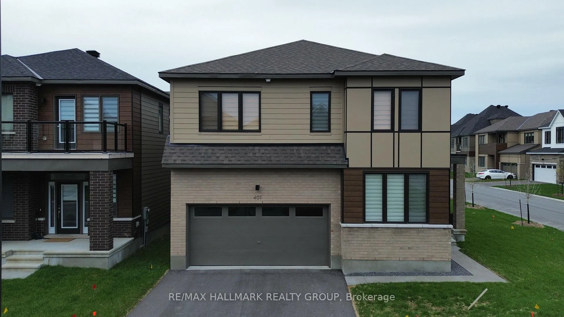 Photo 3 of 401 Euphoria Crescent, Ottawa, Barrhaven - Heritage Park — HOMEH