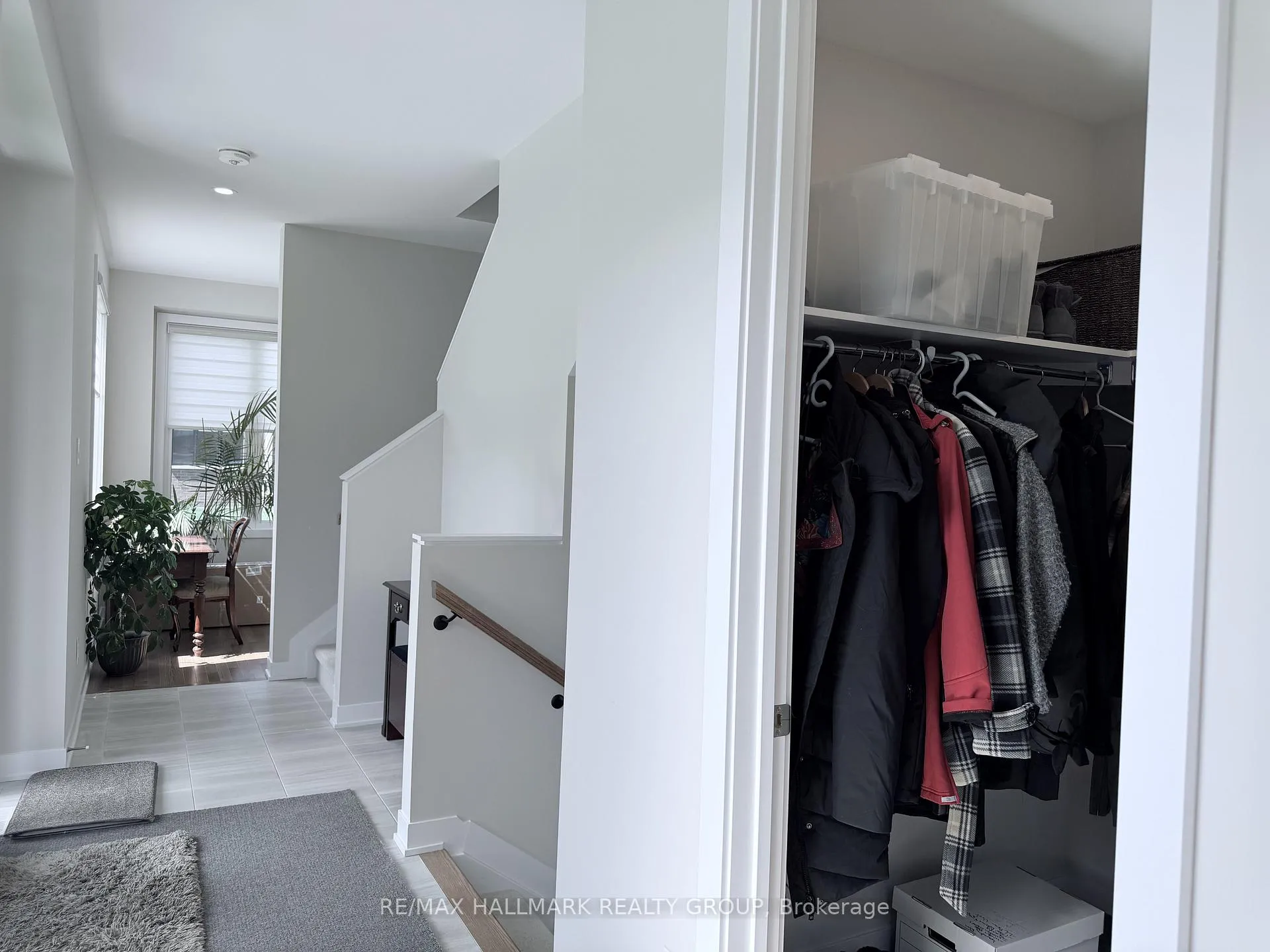 Photo 6 of 401 Euphoria Crescent, Ottawa, Barrhaven - Heritage Park — HOMEH