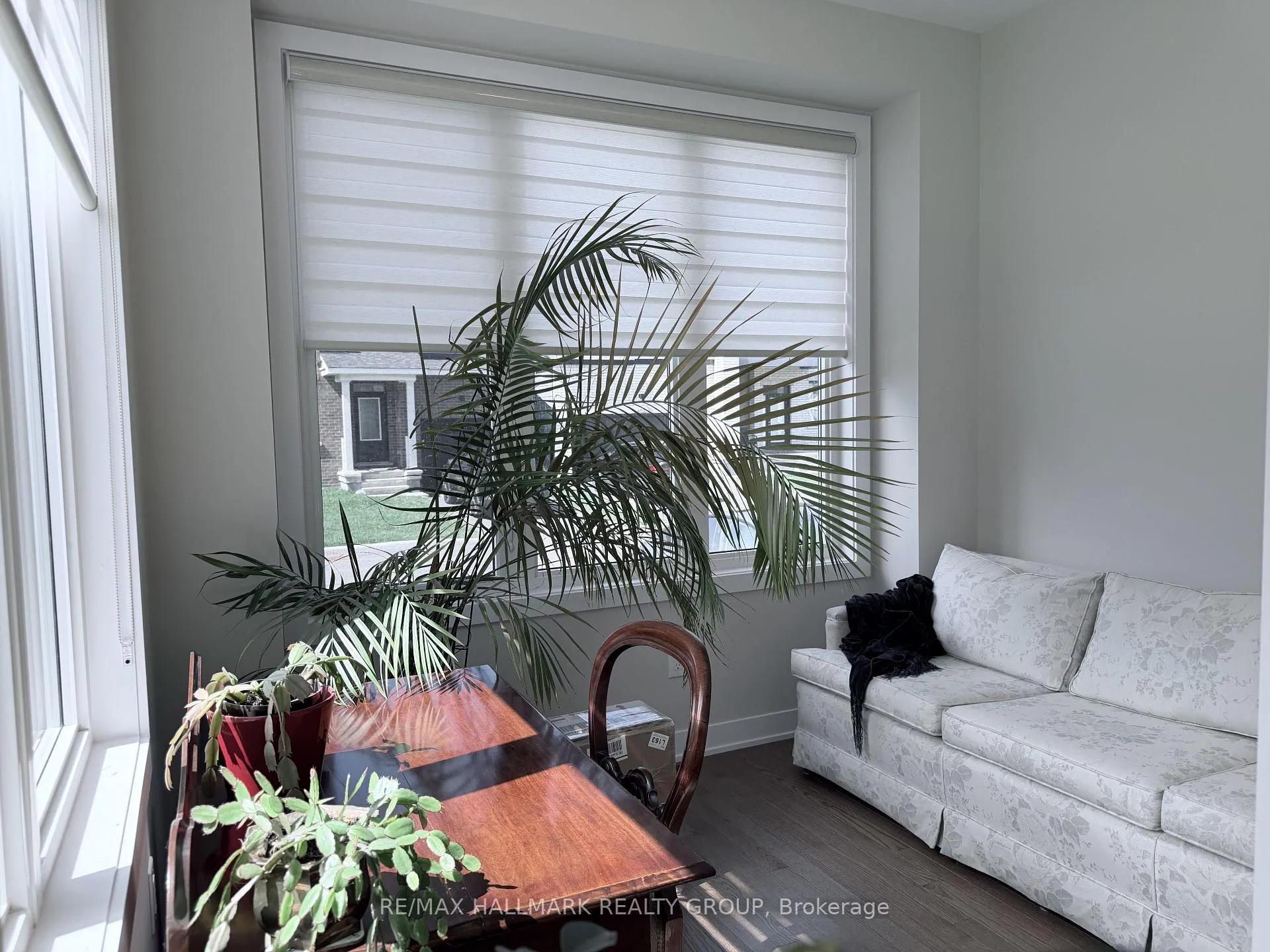 Photo 7 of 401 Euphoria Crescent, Ottawa, Barrhaven - Heritage Park — HOMEH