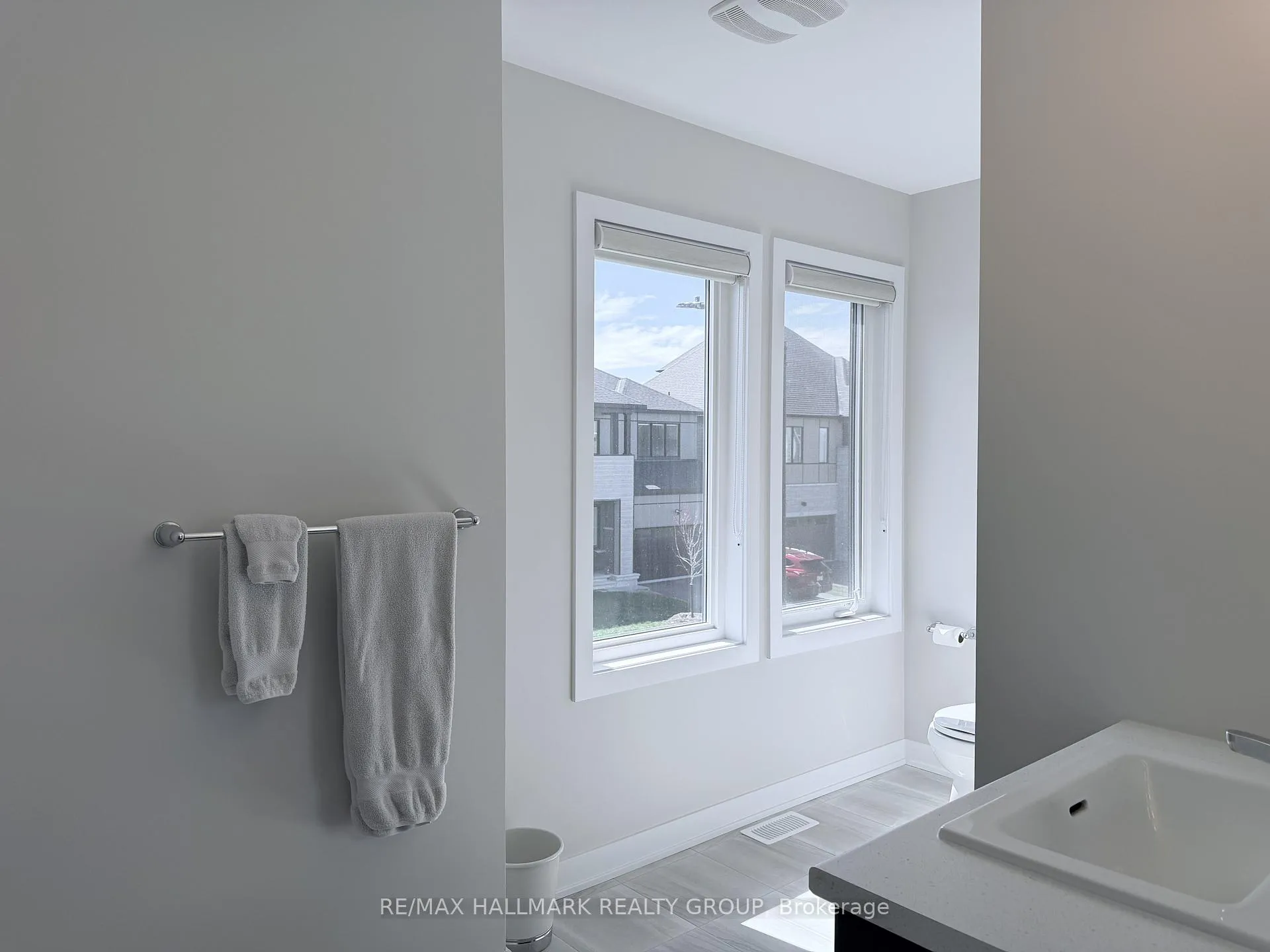 Photo 16 of 401 Euphoria Crescent, Ottawa, Barrhaven - Heritage Park — HOMEH