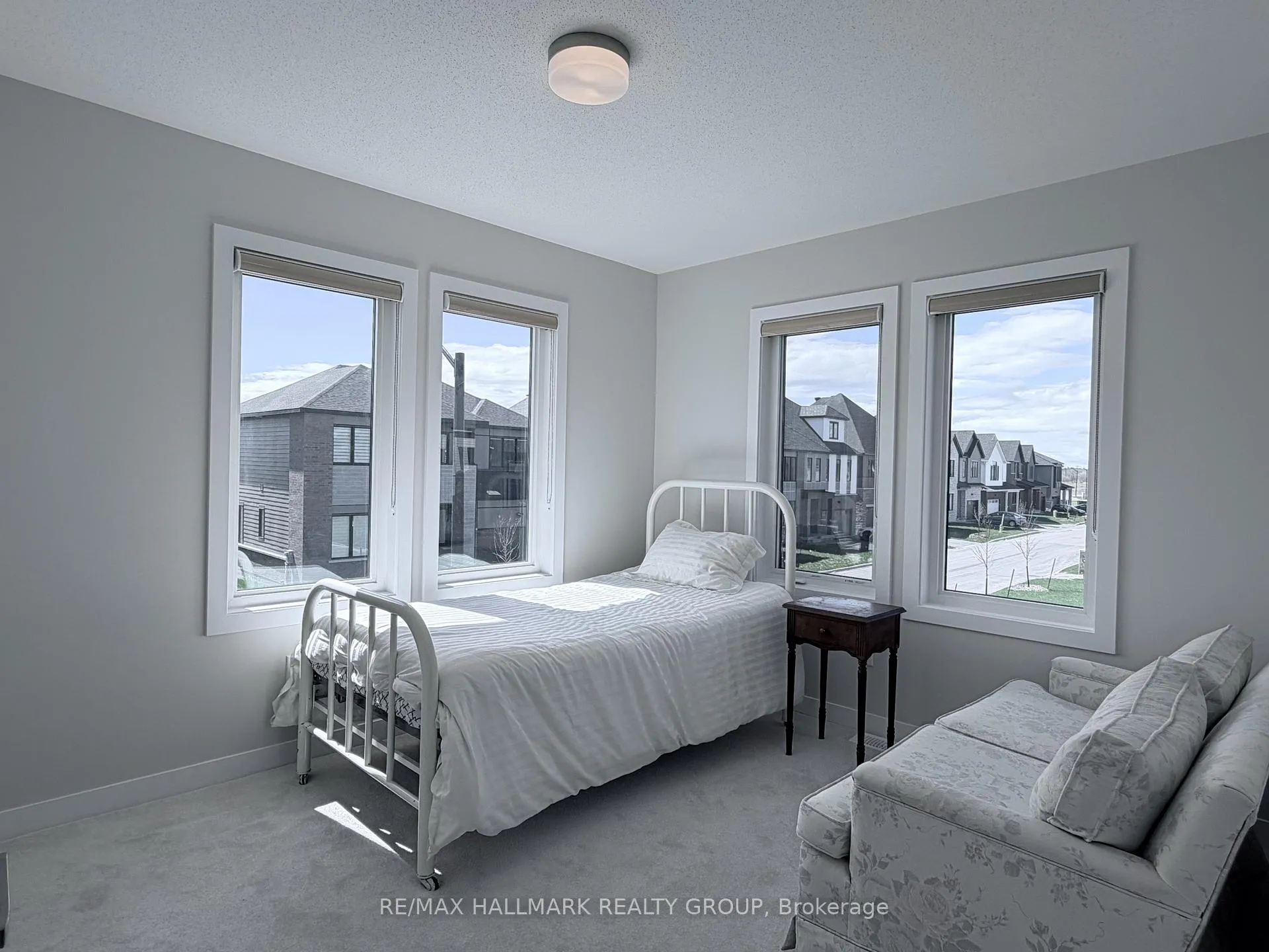Photo 26 of 401 Euphoria Crescent, Ottawa, Barrhaven - Heritage Park — HOMEH