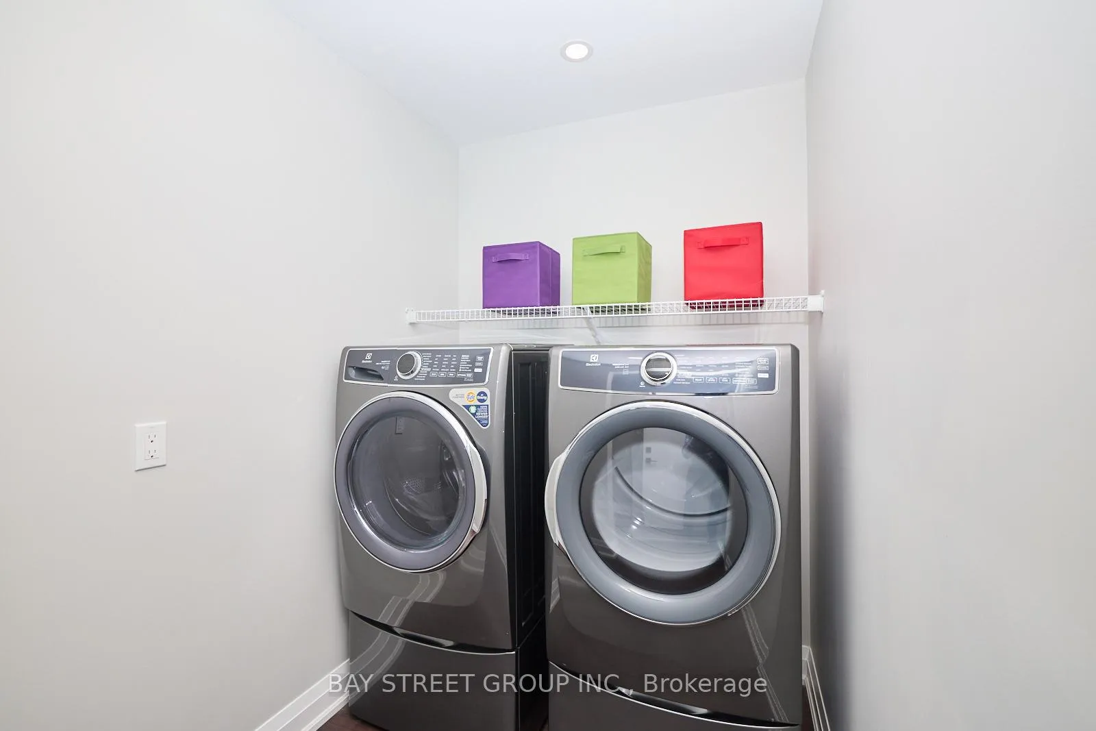 Photo 25 of 3873 Glenview Drive, Lincoln, Lincoln-Jordan/Vineland — HOMEH