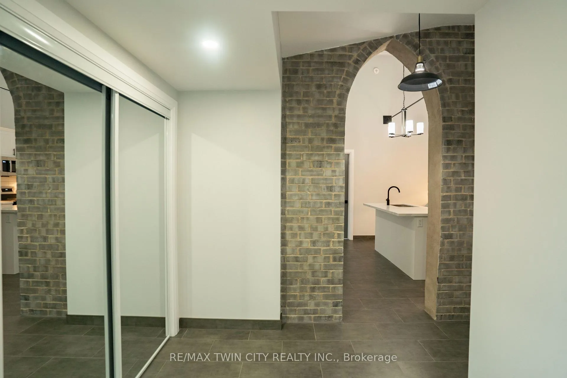 Photo 2 of Unit 5, 130 Elgin Street, Brantford — HOMEH