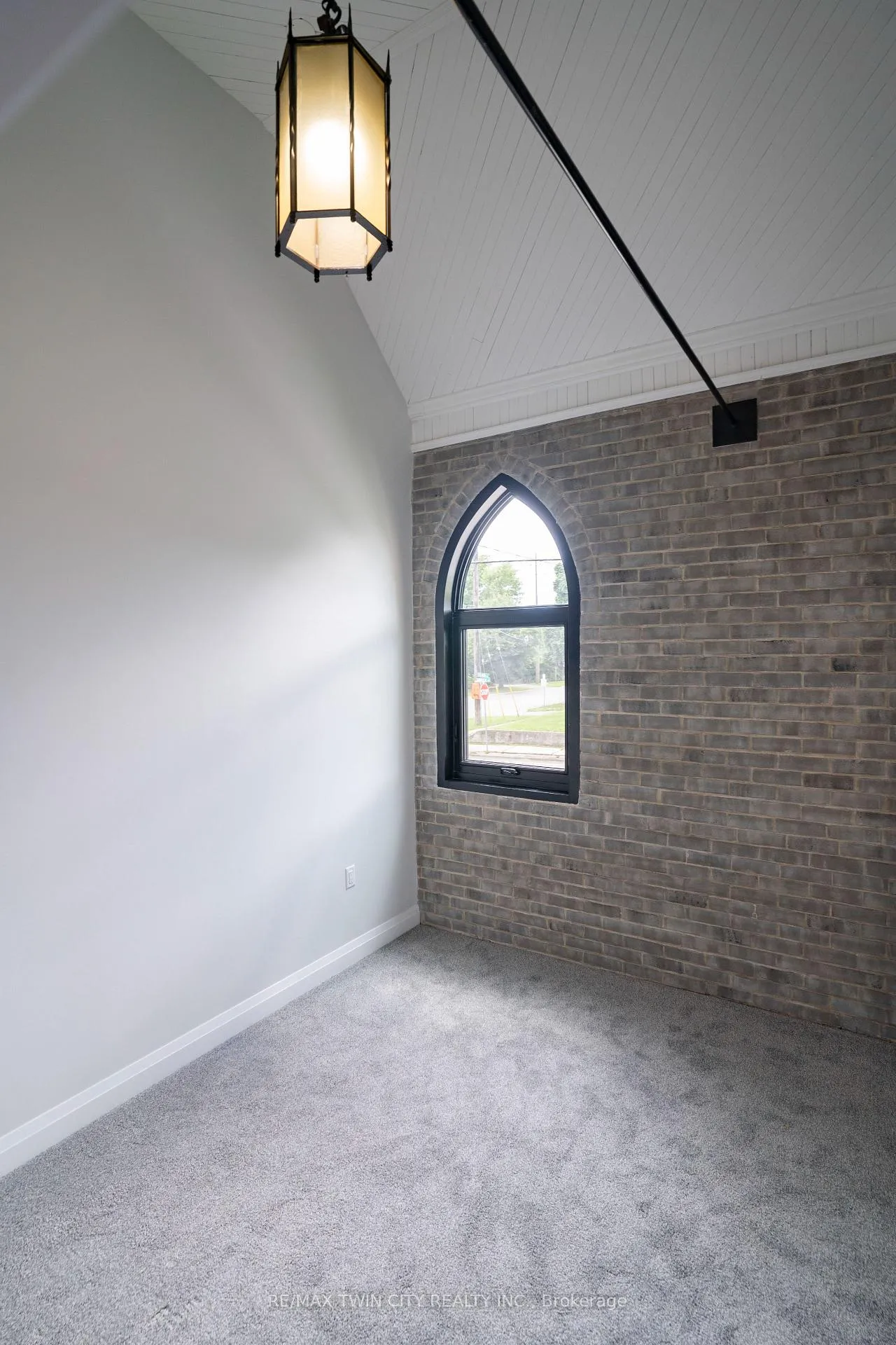Photo 8 of Unit 5, 130 Elgin Street, Brantford — HOMEH