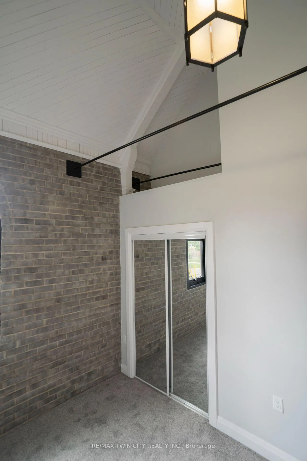 Photo 10 of Unit 5, 130 Elgin Street, Brantford — HOMEH