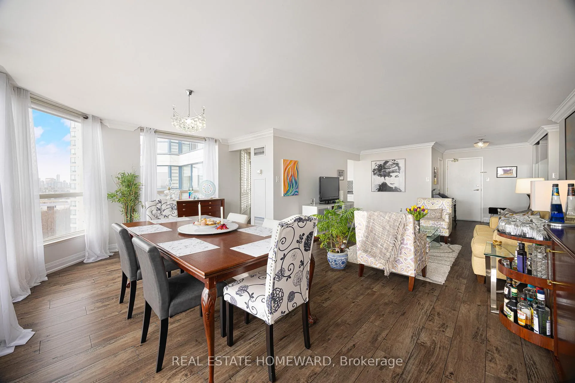 Photo 8 of Unit 1507, 7300 Yonge Street, Vaughan, Crestwood-Springfarm-Yorkhill — HOMEH