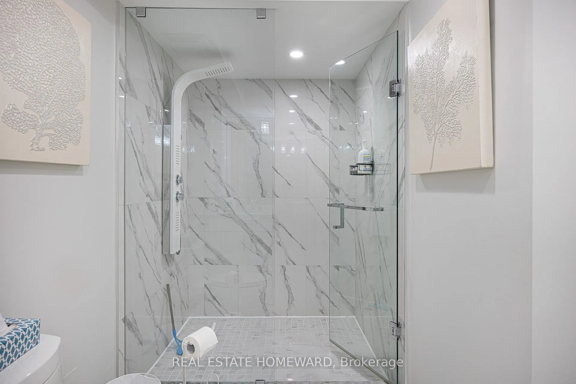 Photo 14 of Unit 1507, 7300 Yonge Street, Vaughan, Crestwood-Springfarm-Yorkhill — HOMEH