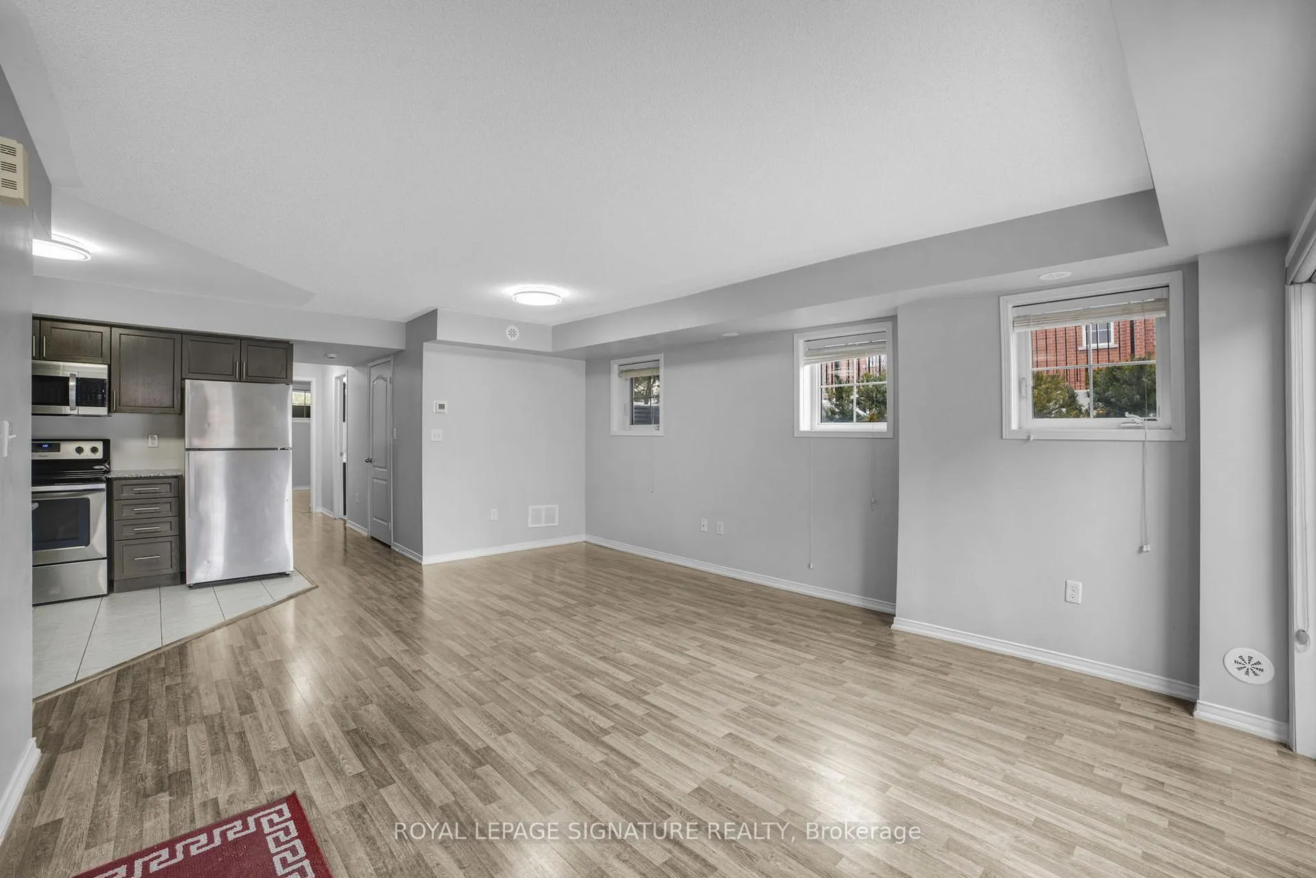 Photo 5 of Unit 19, 2492 Post Road, Oakville, River Oaks — HOMEH