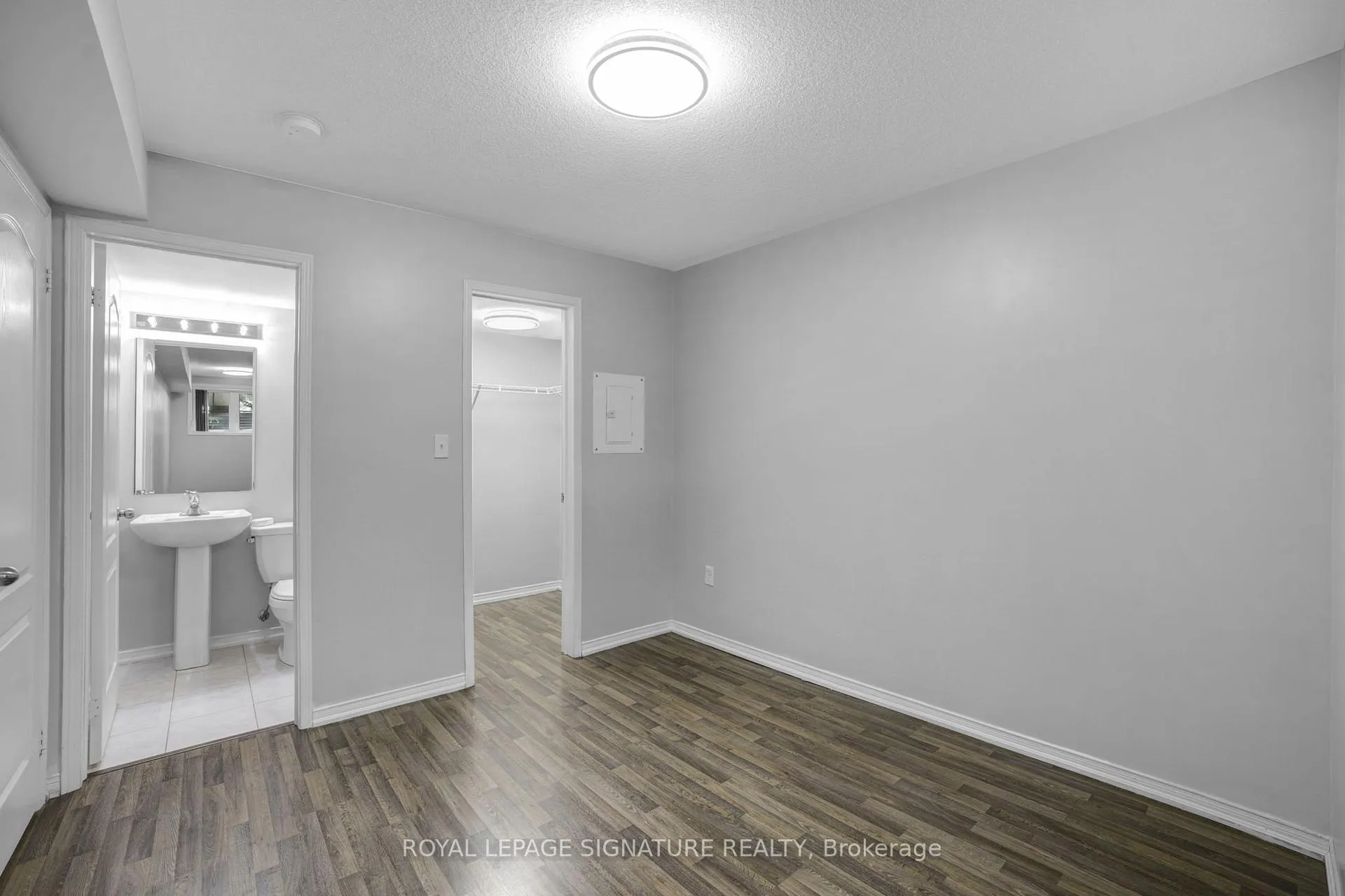 Photo 14 of Unit 19, 2492 Post Road, Oakville, River Oaks — HOMEH