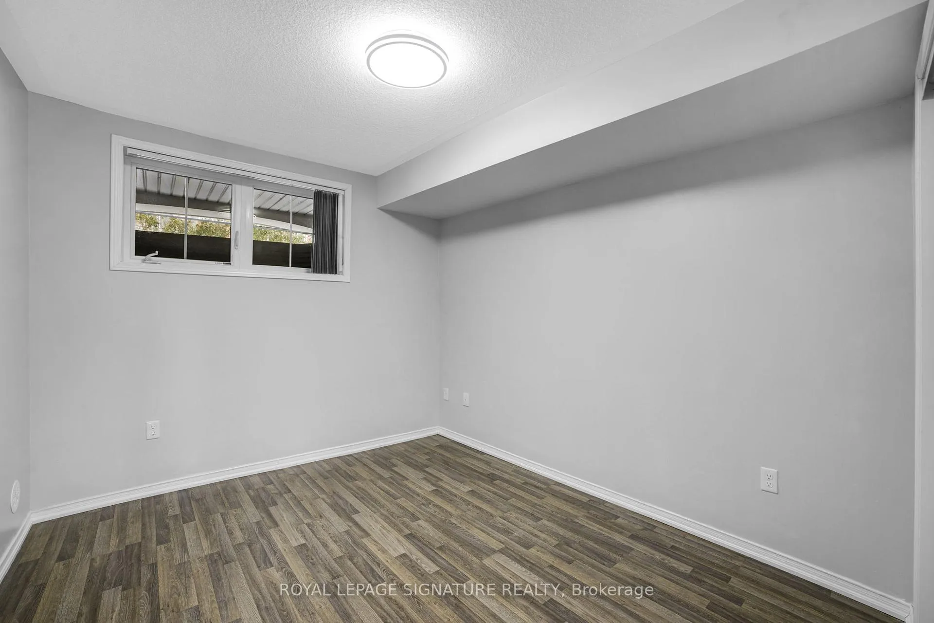 Photo 16 of Unit 19, 2492 Post Road, Oakville, River Oaks — HOMEH