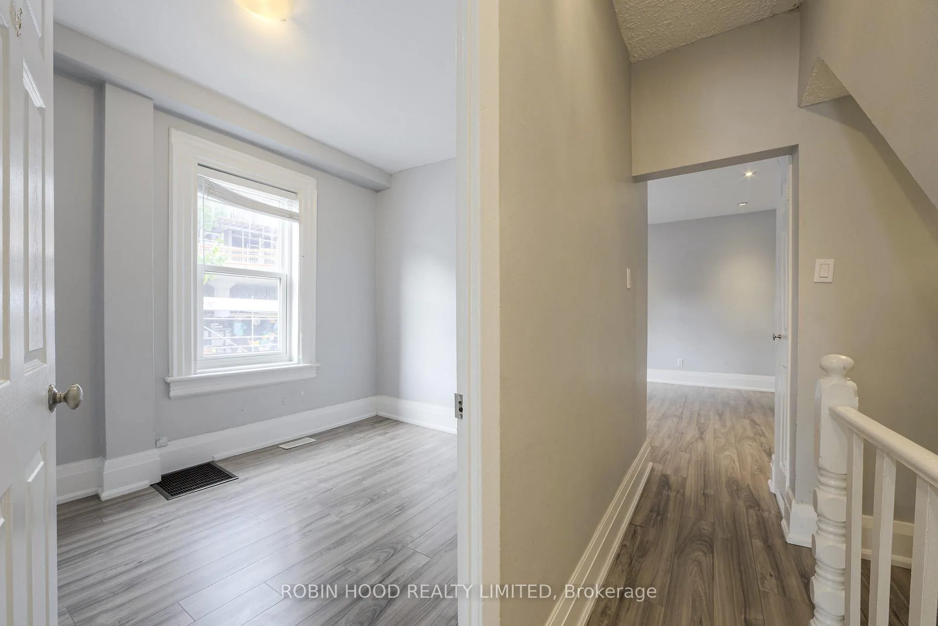 Photo 5 of Unit Unit 1, 271 Albany Avenue, Toronto, The Annex — HOMEH