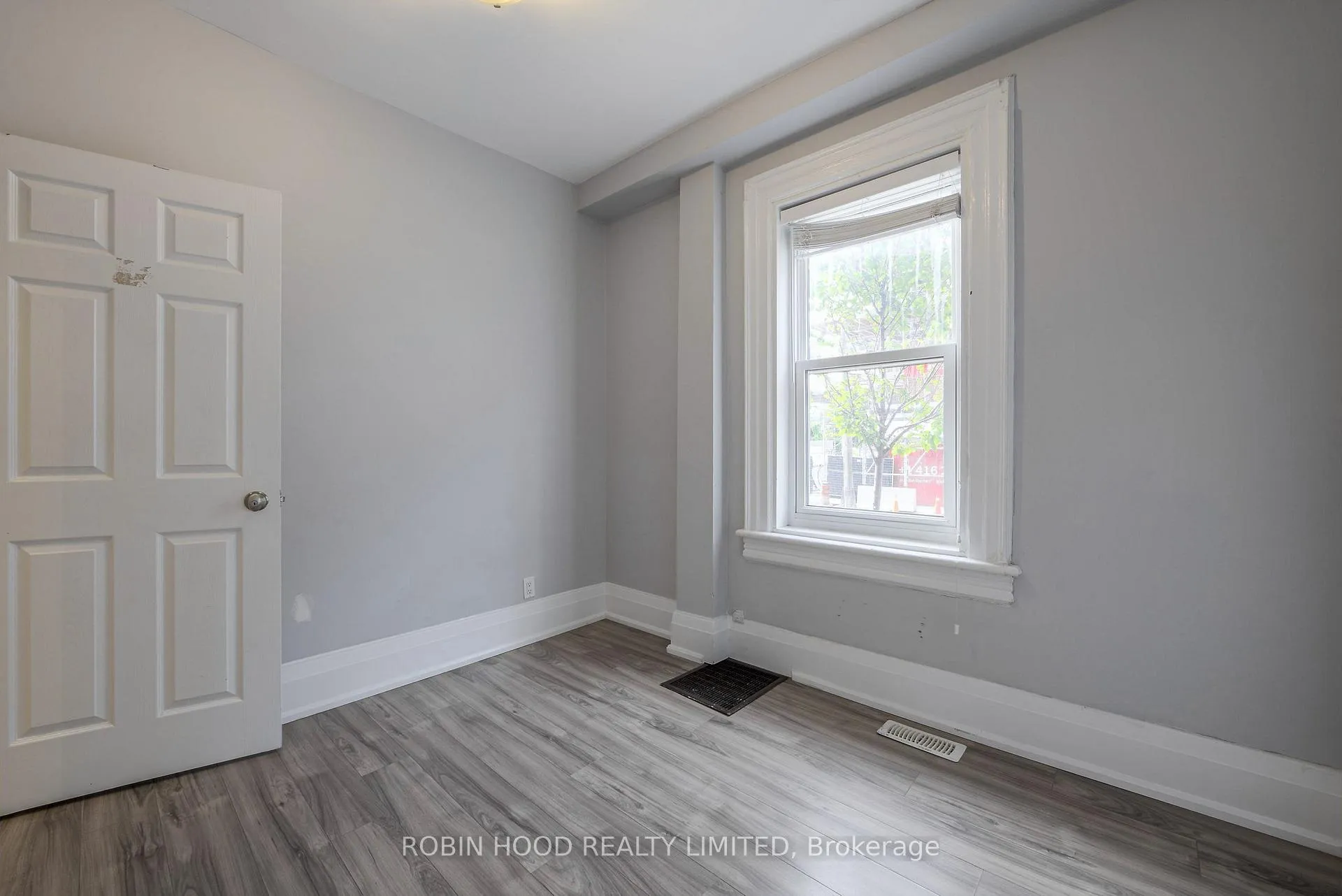 Photo 7 of Unit Unit 1, 271 Albany Avenue, Toronto, The Annex — HOMEH