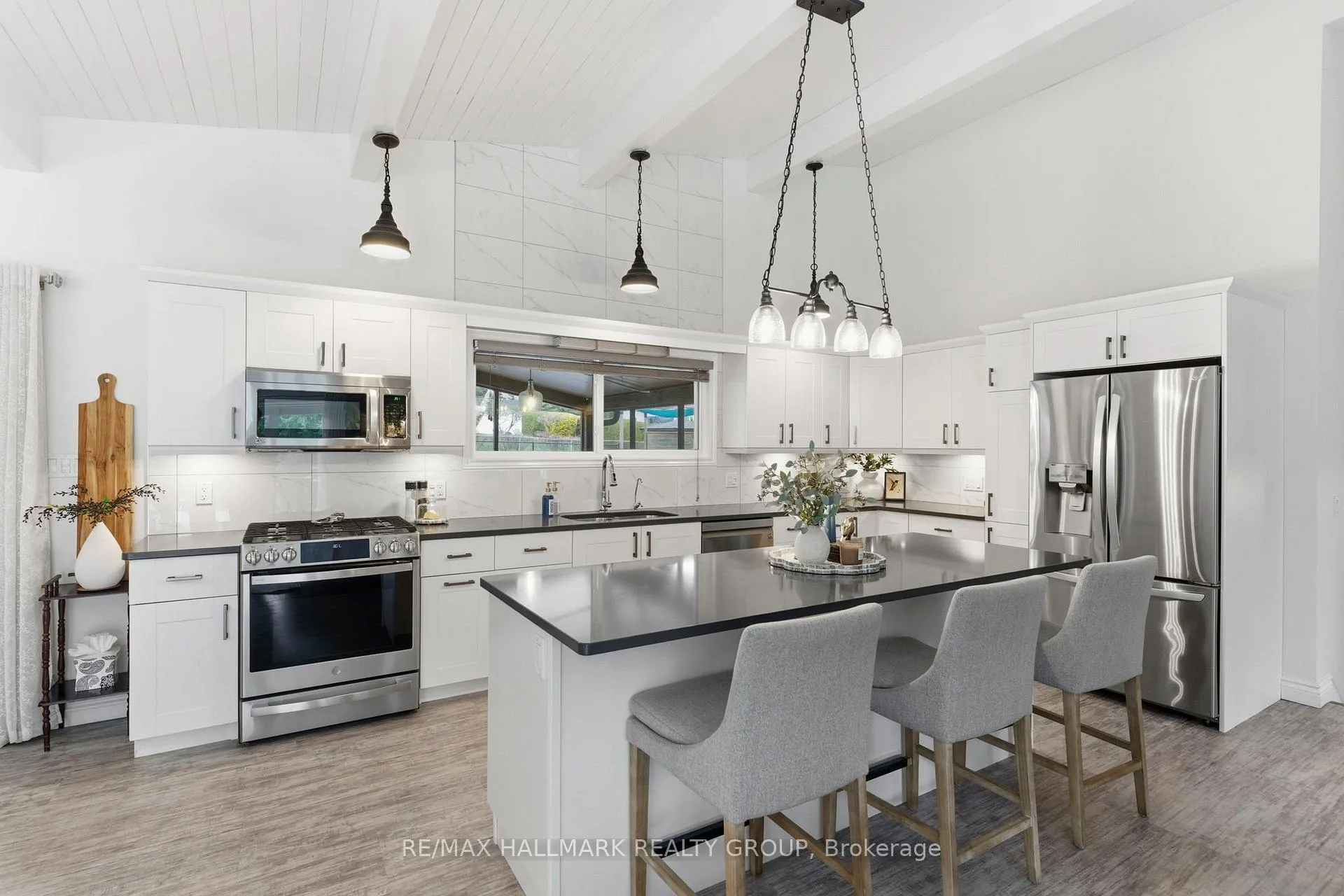 Photo 8 of 1110 Keeler Terrace, Augusta, Augusta Twp — HOMEH