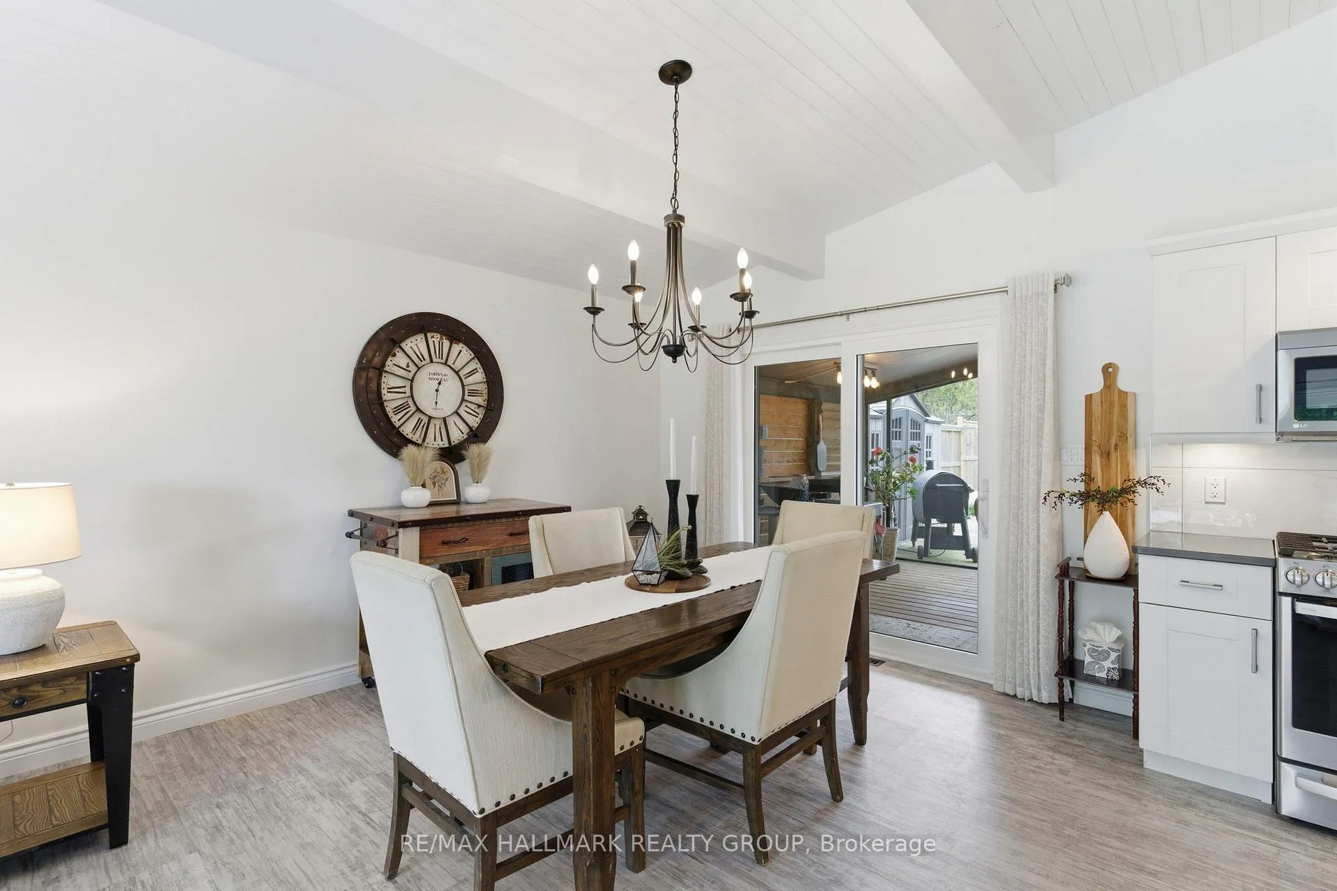Photo 9 of 1110 Keeler Terrace, Augusta, Augusta Twp — HOMEH