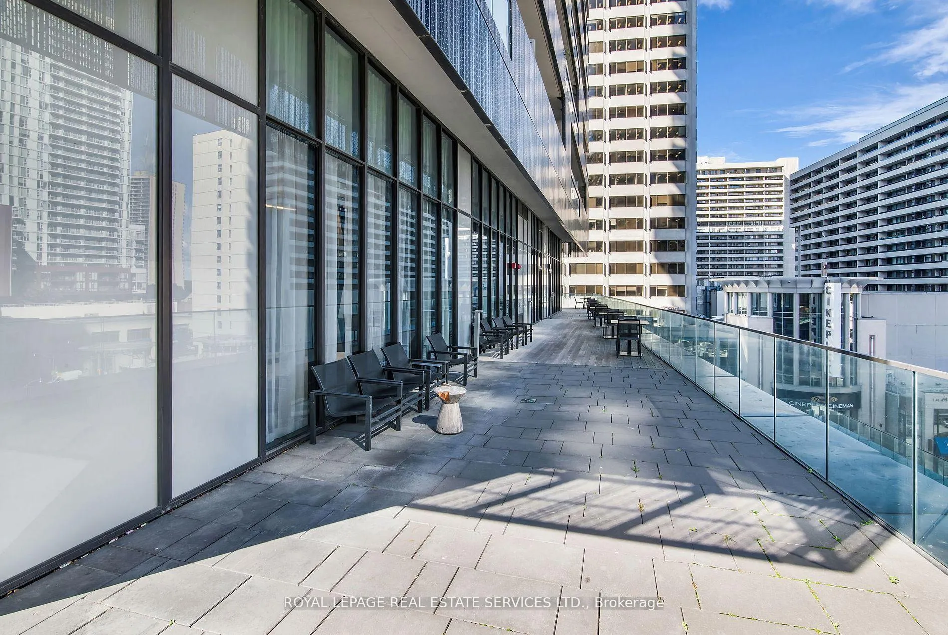 Photo 37 of Unit 4008, 8 Eglinton Avenue E, Toronto, Mount Pleasant West — HOMEH