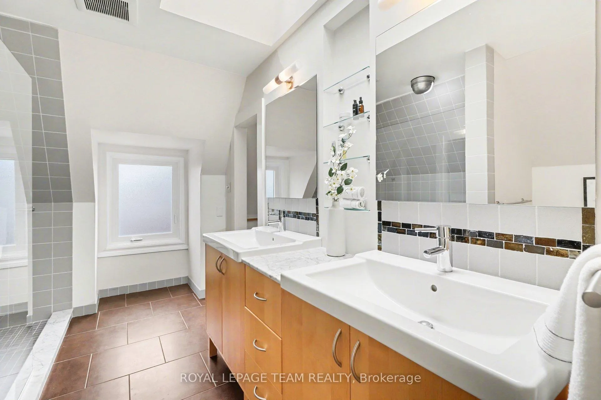 Photo 28 of 145 Glebe Avenue, Ottawa, Glebe — HOMEH