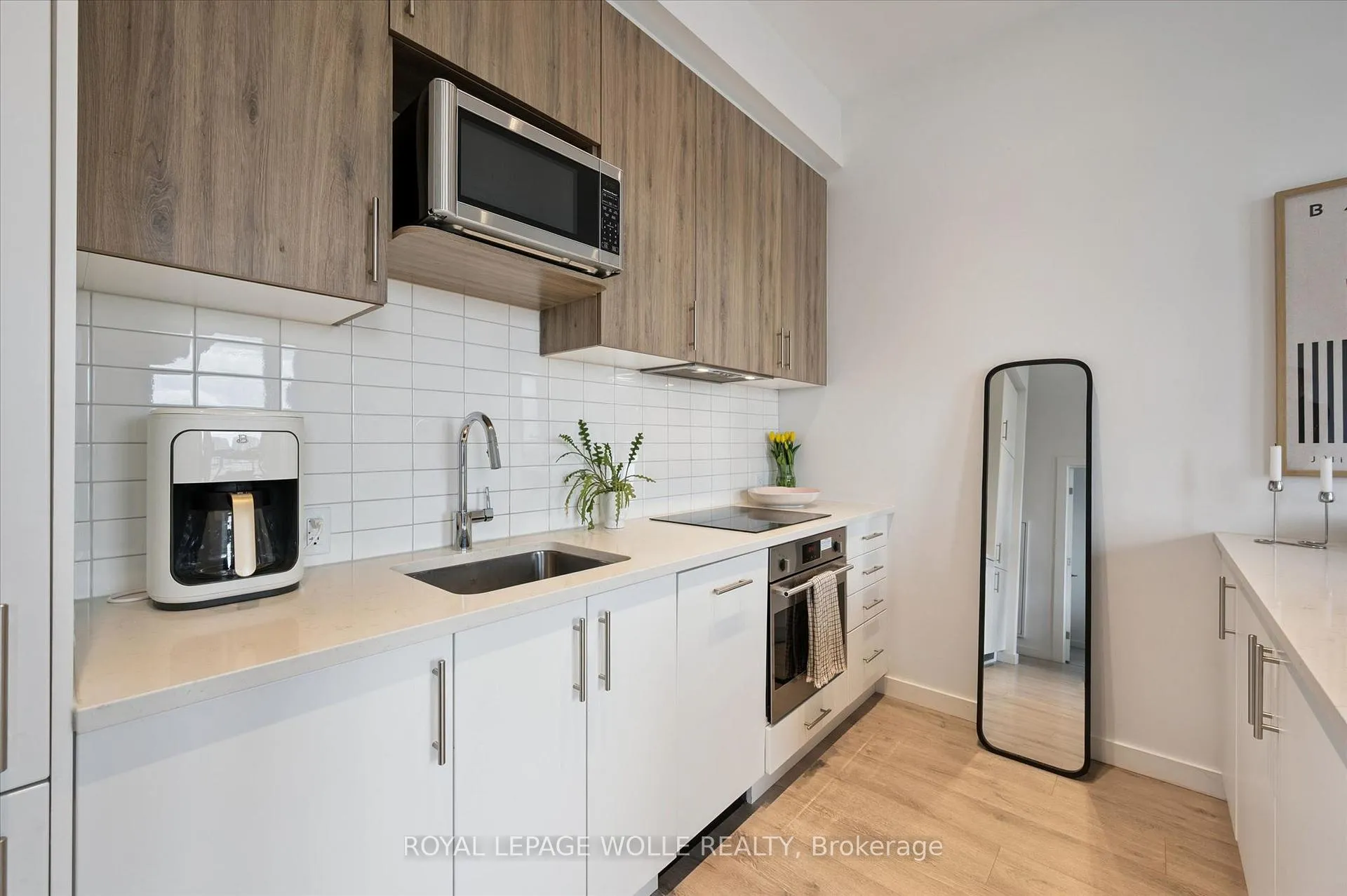 Photo 5 of Unit 1511, 181 King Street S, Waterloo, Uptown West — HOMEH