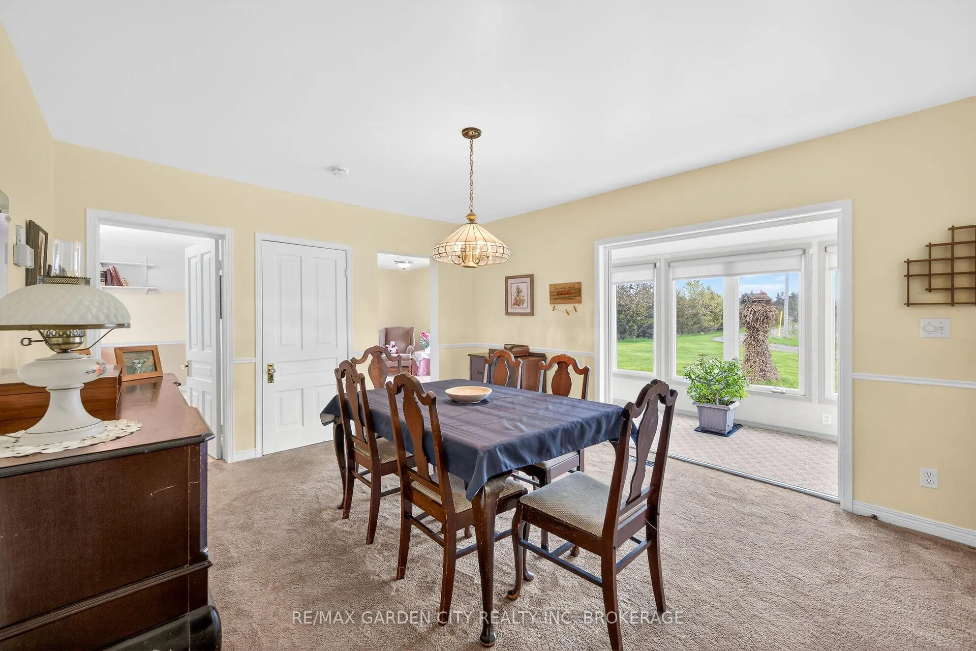 Photo 17 of 732 Cedar Bay Road, Port Colborne, Sherkston — HOMEH