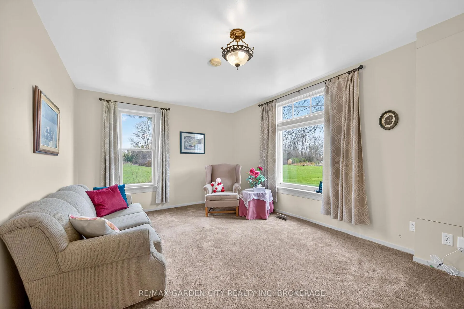 Photo 18 of 732 Cedar Bay Road, Port Colborne, Sherkston — HOMEH