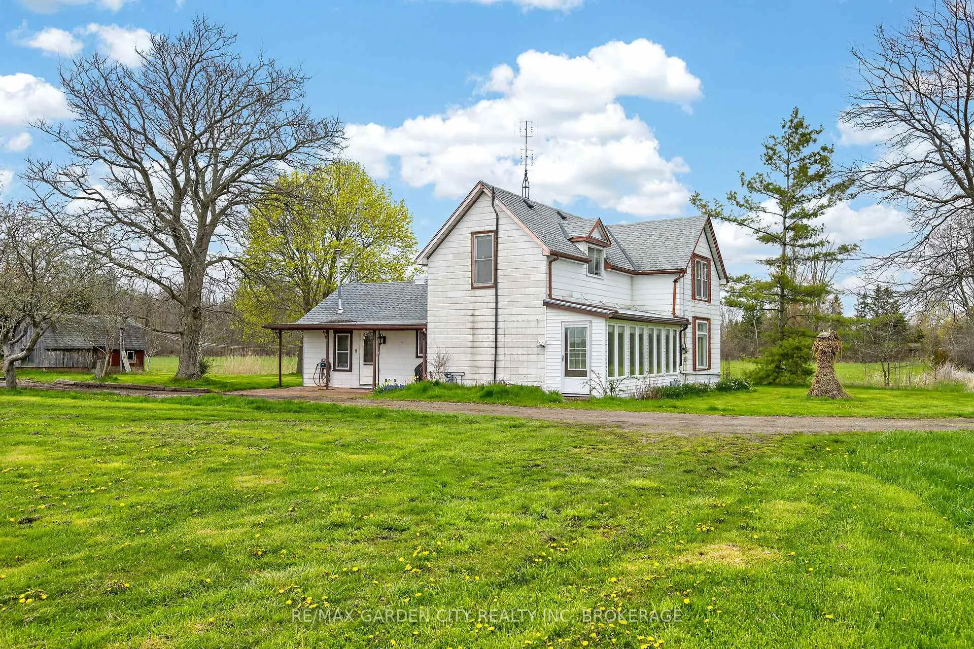 Photo 34 of 732 Cedar Bay Road, Port Colborne, Sherkston — HOMEH