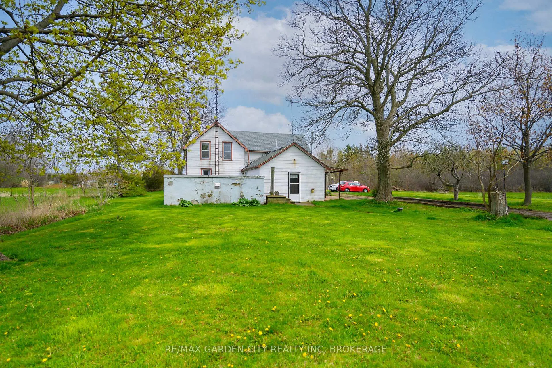Photo 47 of 732 Cedar Bay Road, Port Colborne, Sherkston — HOMEH
