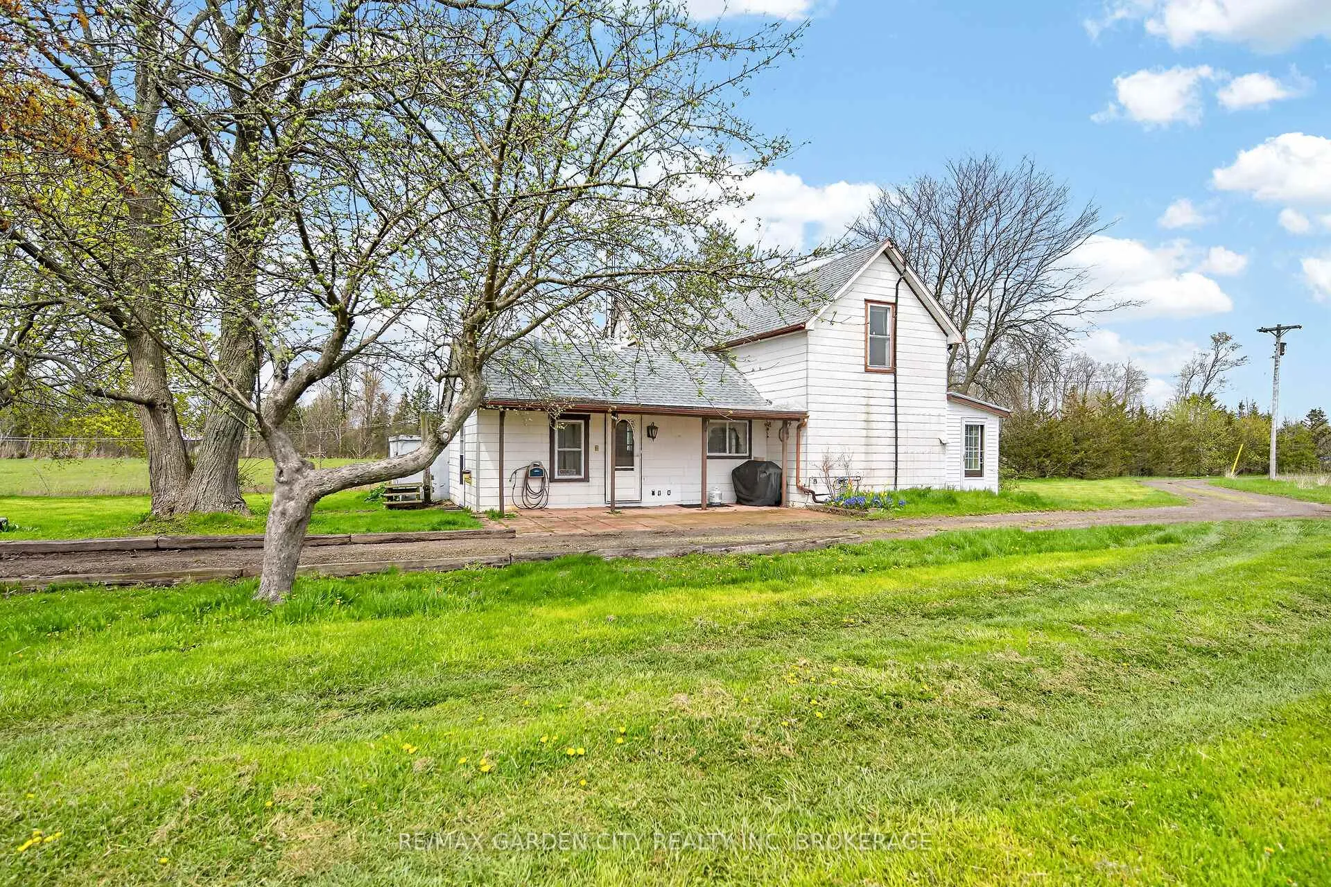 Photo 48 of 732 Cedar Bay Road, Port Colborne, Sherkston — HOMEH