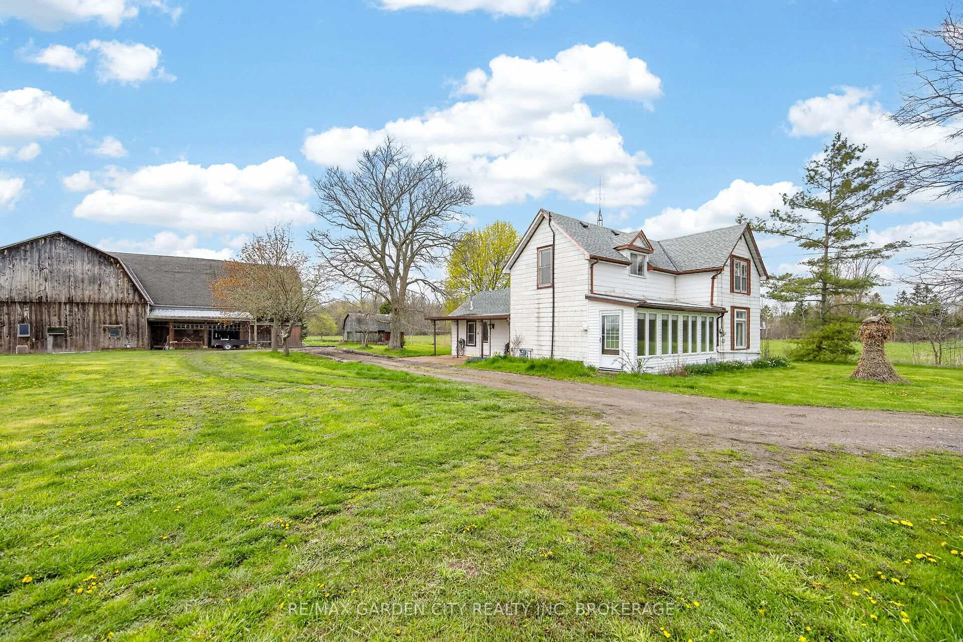 Photo 49 of 732 Cedar Bay Road, Port Colborne, Sherkston — HOMEH