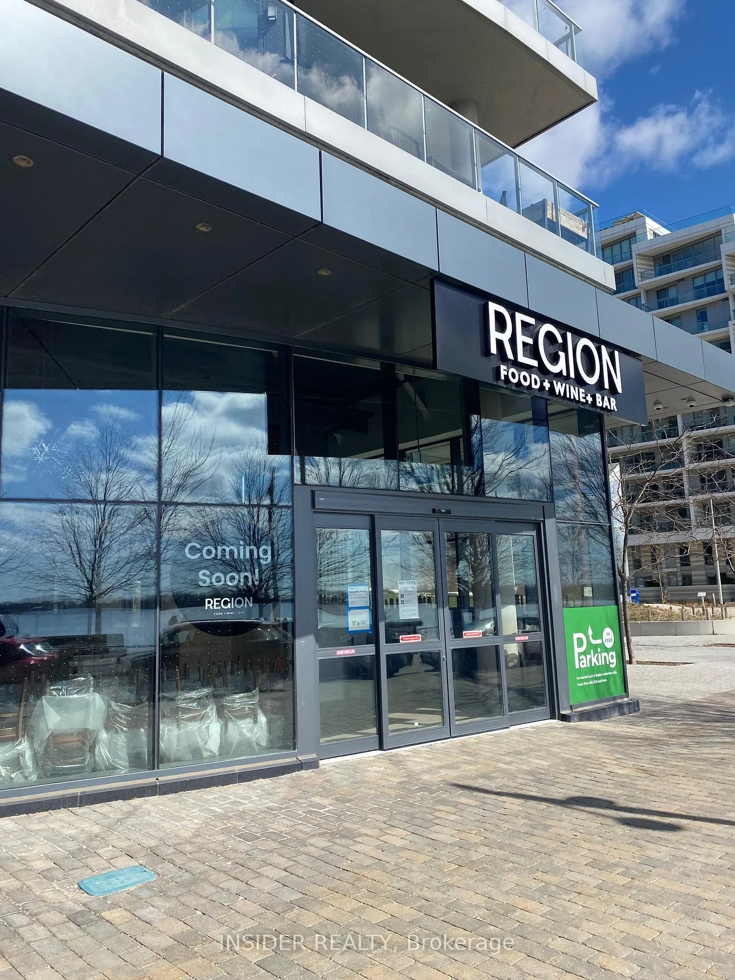 Photo 4 of Unit PH08, 1 Edgewater Drive, Toronto, Waterfront Communities — HOMEH
