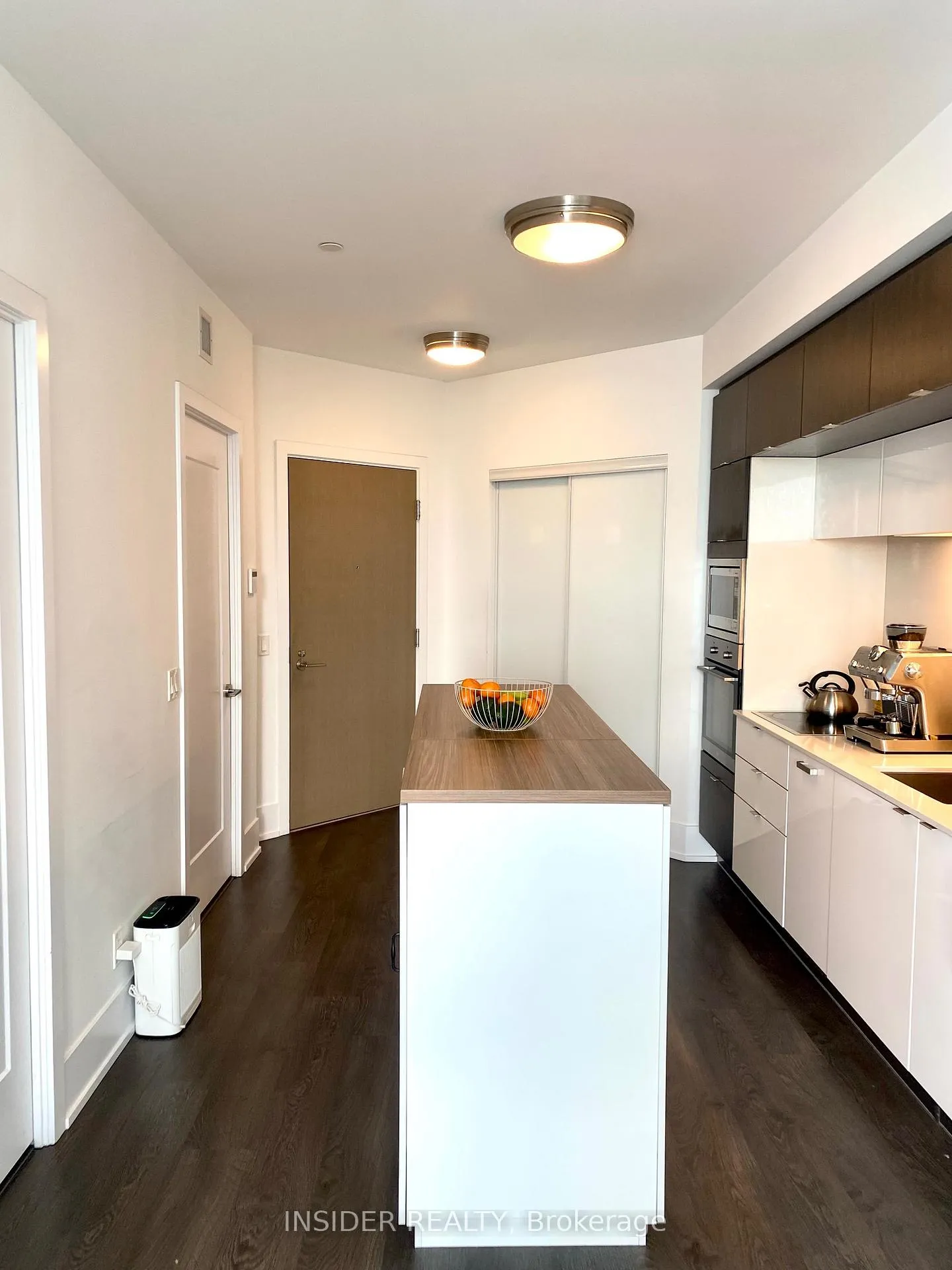 Photo 8 of Unit PH08, 1 Edgewater Drive, Toronto, Waterfront Communities — HOMEH
