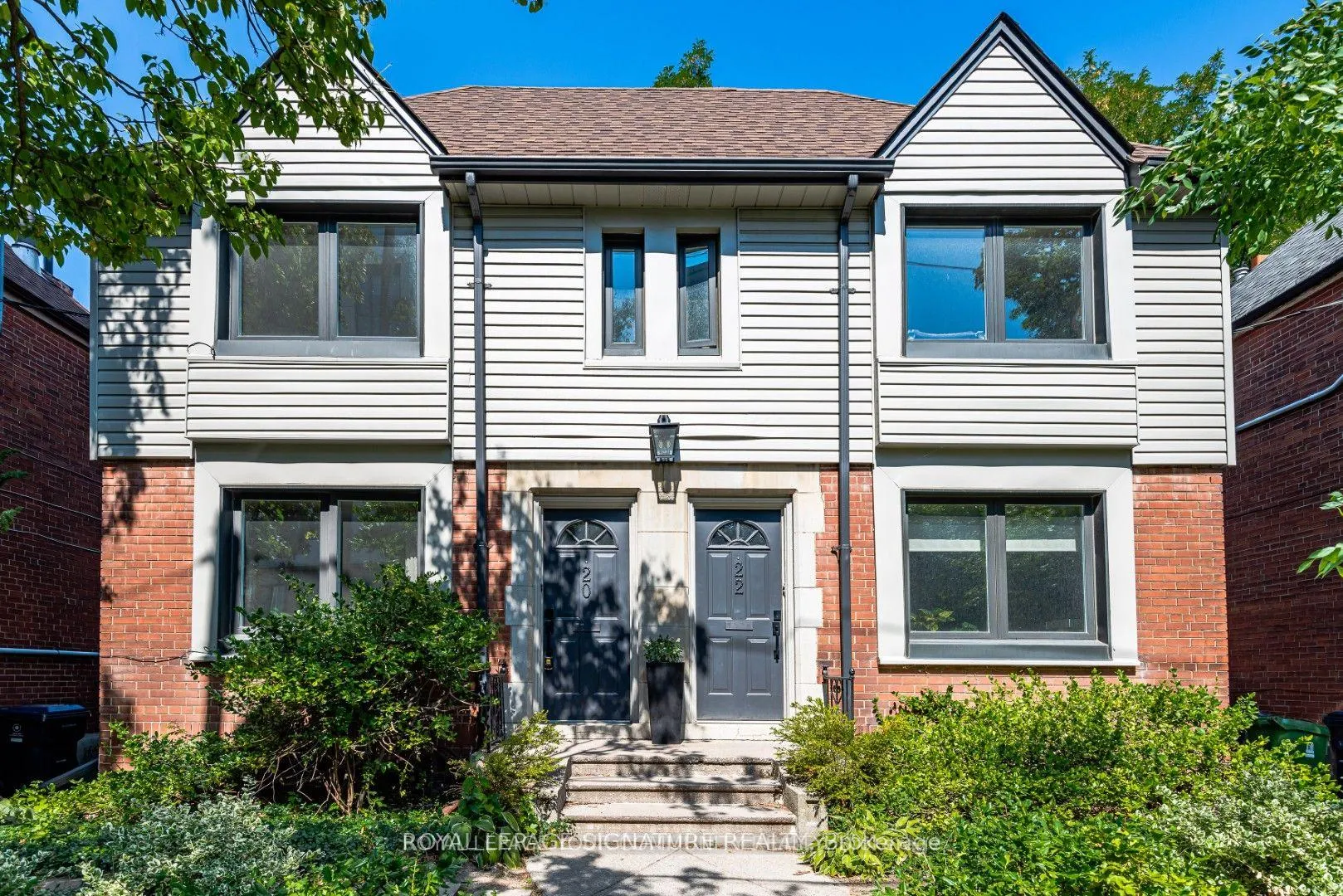 Photo 2 of Unit Main, 20 Strathgowan Avenue, Toronto, Lawrence Park South — HOMEH