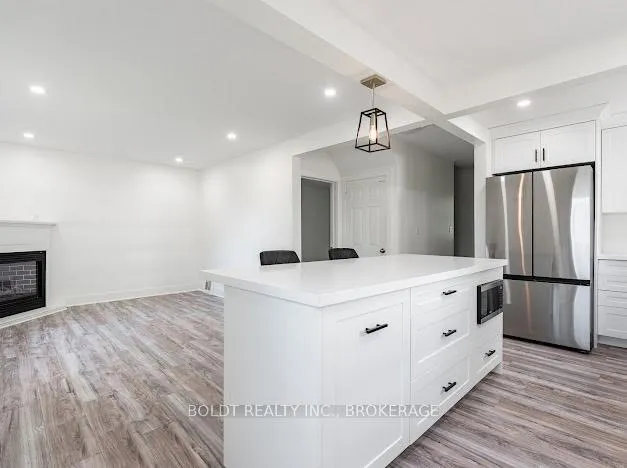 Photo 10 of 3047 Saint Patrick Avenue, Niagara Falls, Stamford — HOMEH