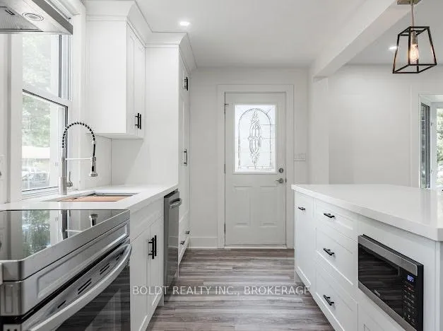 Photo 12 of 3047 Saint Patrick Avenue, Niagara Falls, Stamford — HOMEH