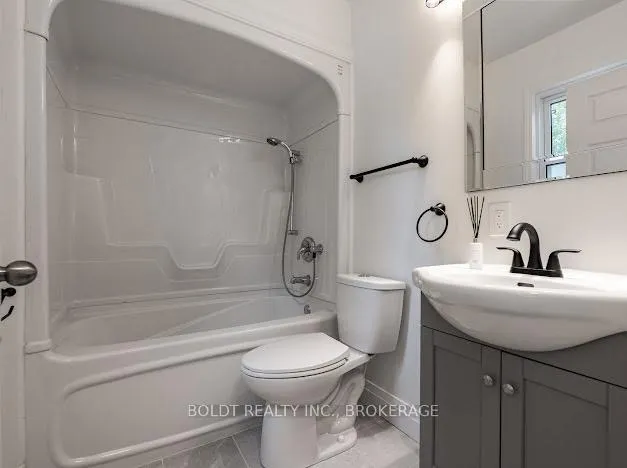 Photo 18 of 3047 Saint Patrick Avenue, Niagara Falls, Stamford — HOMEH
