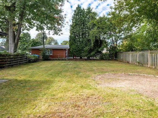 Photo 29 of 3047 Saint Patrick Avenue, Niagara Falls, Stamford — HOMEH