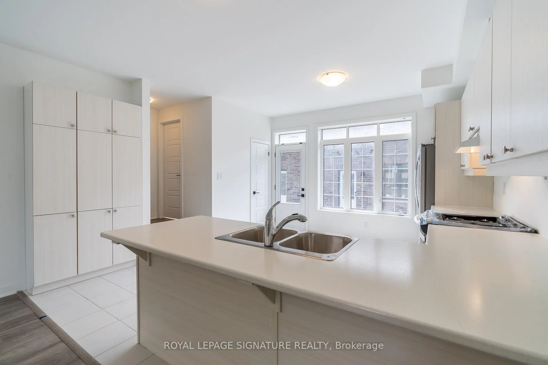Photo 12 of Unit 70, 23 Selfridge Way, Whitby, Downtown Whitby — HOMEH