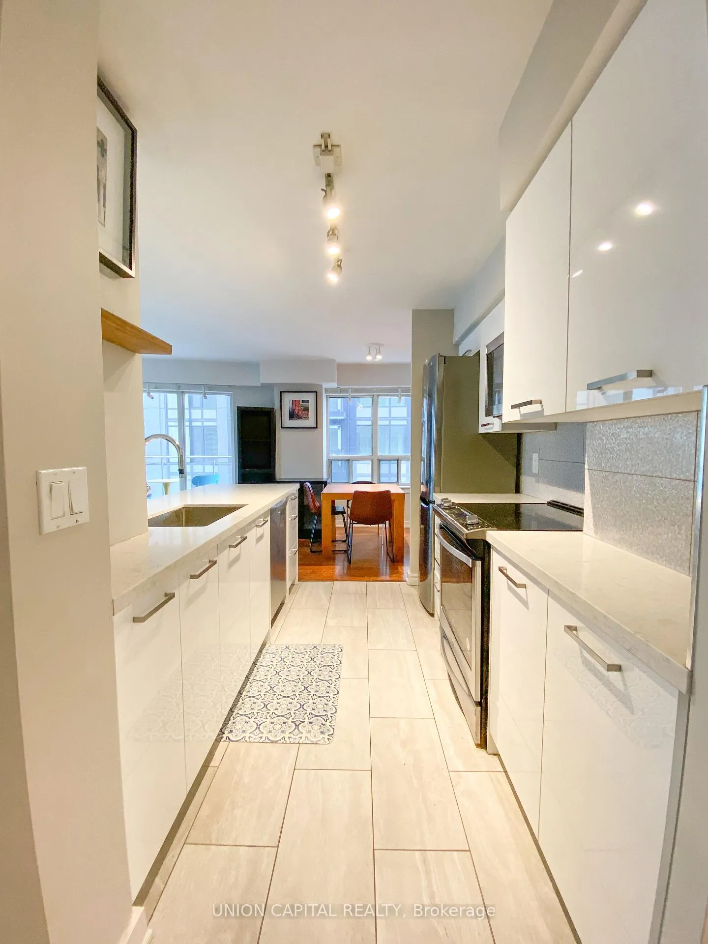Photo 4 of Unit 1504, 255 Richmond Street E, Toronto, Moss Park — HOMEH