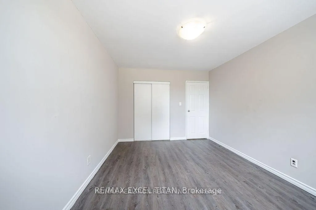 Photo 4 of Unit 36, 2043 Prospect Street, Burlington, Brant — HOMEH
