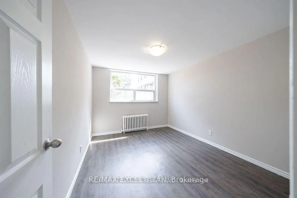 Photo 5 of Unit 36, 2043 Prospect Street, Burlington, Brant — HOMEH