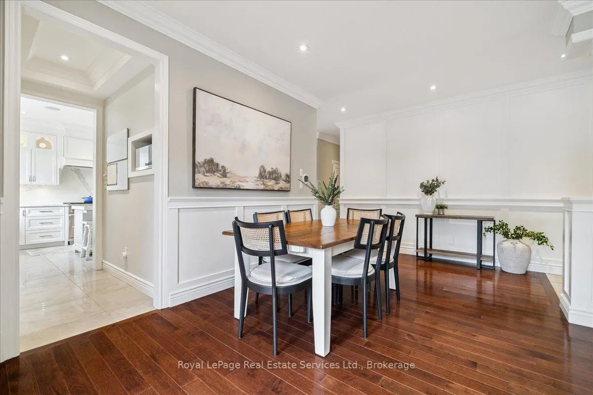 Photo 6 of 2310 Briargrove Circle, Oakville, Westmount — HOMEH