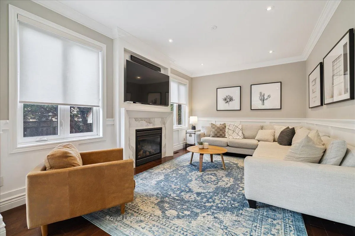 Photo 7 of 2310 Briargrove Circle, Oakville, Westmount — HOMEH